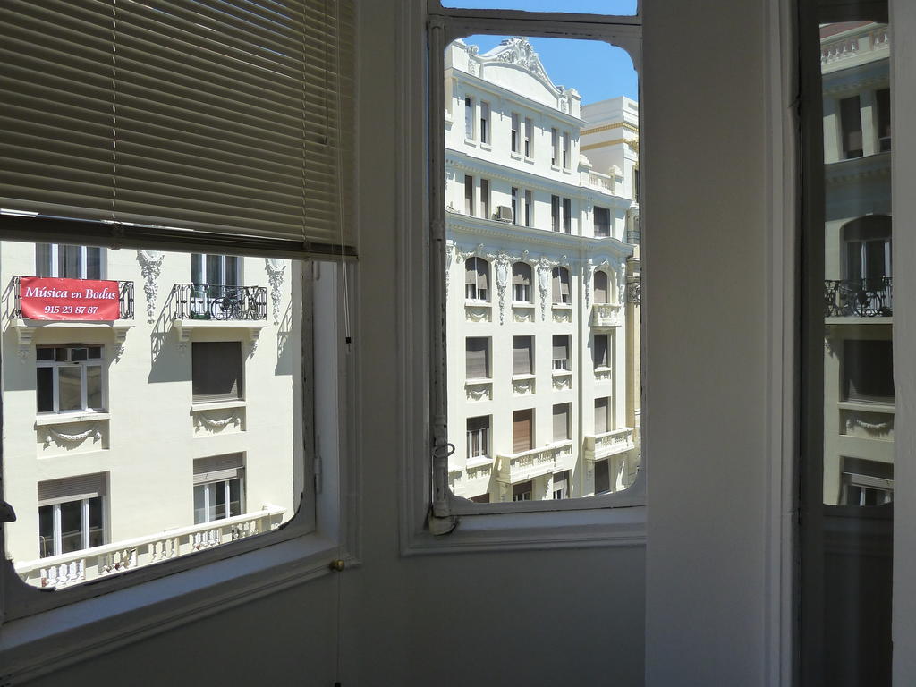 Hostal Mayor Madrid Exterior foto