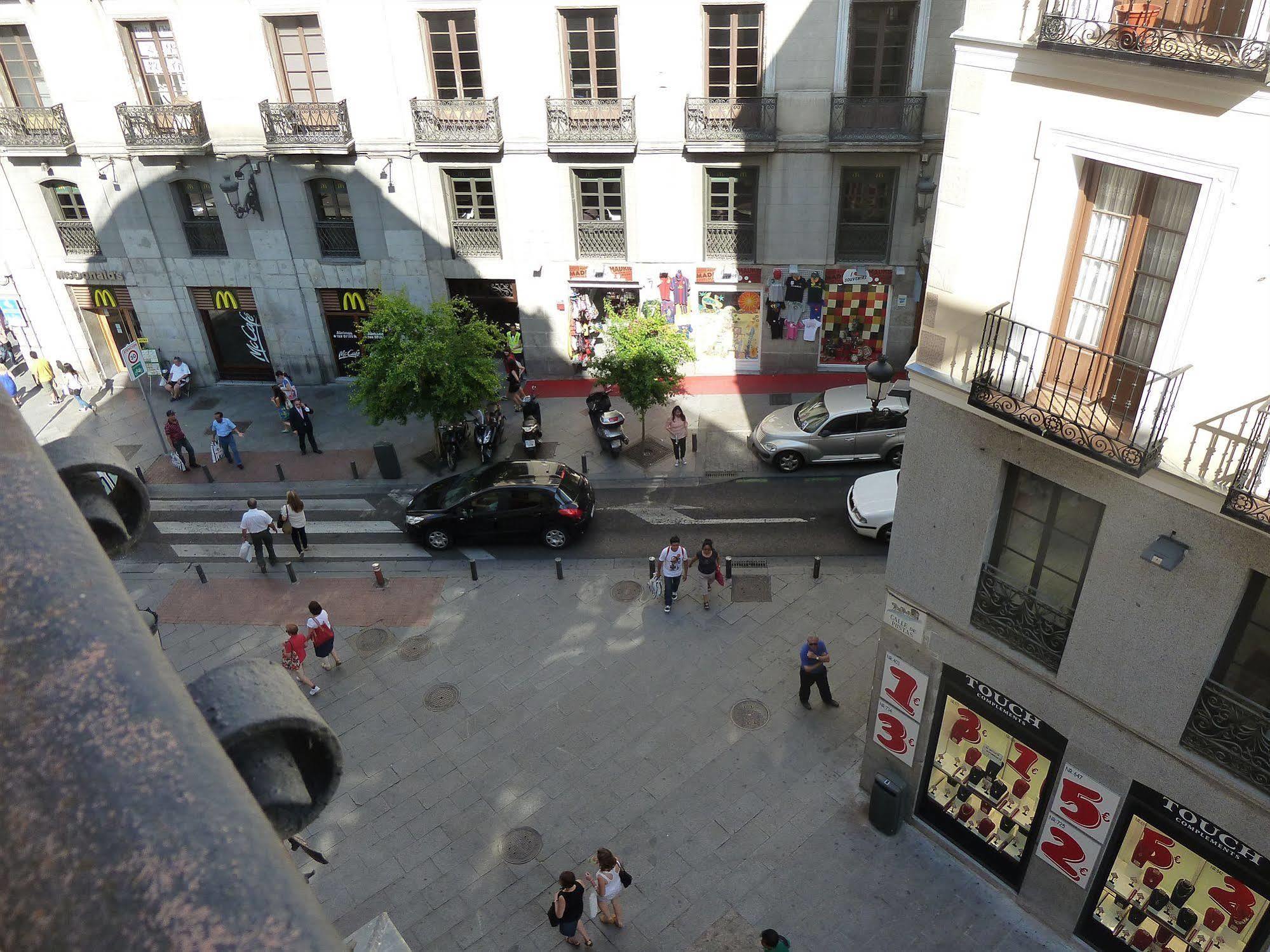 Hostal Mayor Madrid Exterior foto